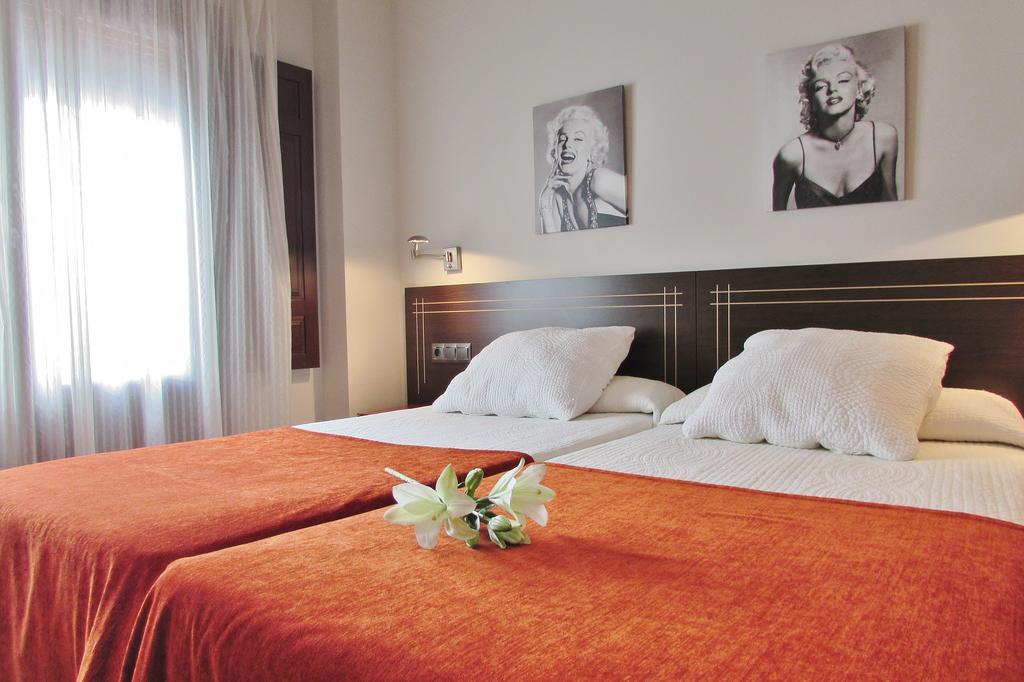 Apartamentos Turisticos Las Nieves Гранада Экстерьер фото